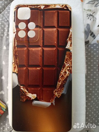 Чехлы на телефон