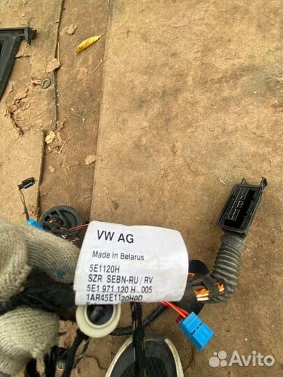 Проводка двери коса Skoda Octavia 3 A7