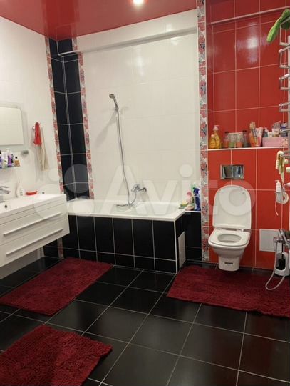 2-к. квартира, 90 м², 10/10 эт.