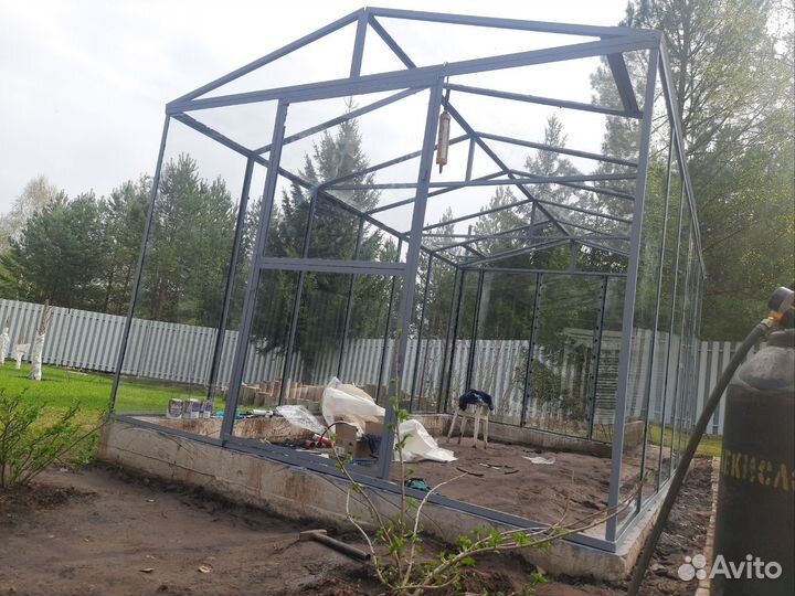 Теплица стеклянная