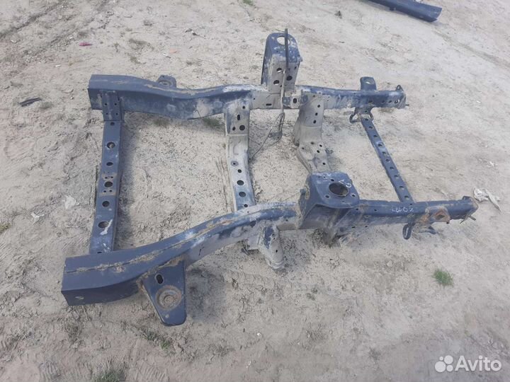 Передняя часть рамы Toyota Hilux G7