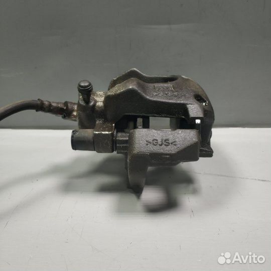 Суппорт тормозной передний правый Renault Sandero