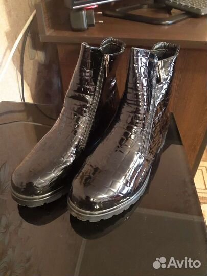 Ботинки женские 36 размер