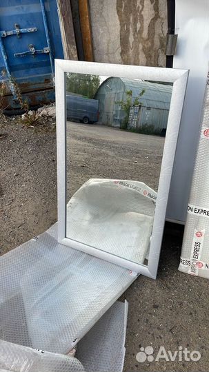 Зеркало настенное