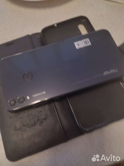 Телефон Huawei