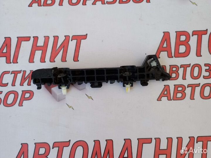 Кронштейн переднего бампера Хендай Соната 8 DN