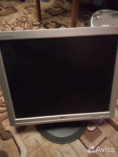 Монитор LG flatron L1717S - SN на запчасти