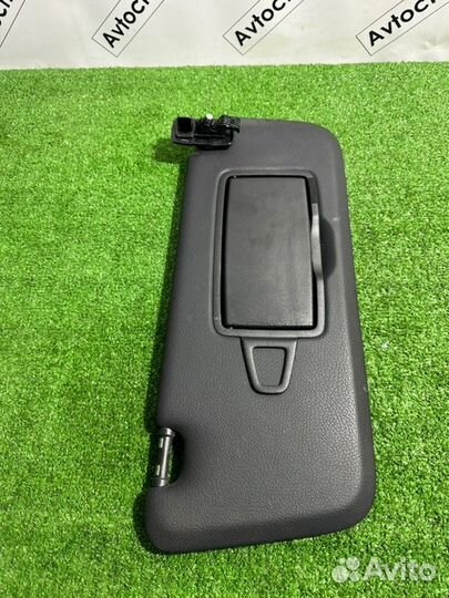 Козырек солнцезащитный правый Mercedes-Benz