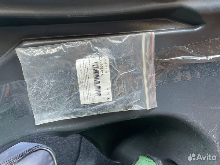 Подкрылок VW polo 20 - LH