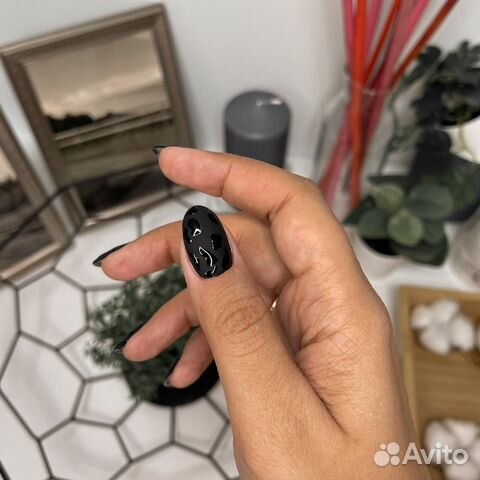 Маникюр и педикюр