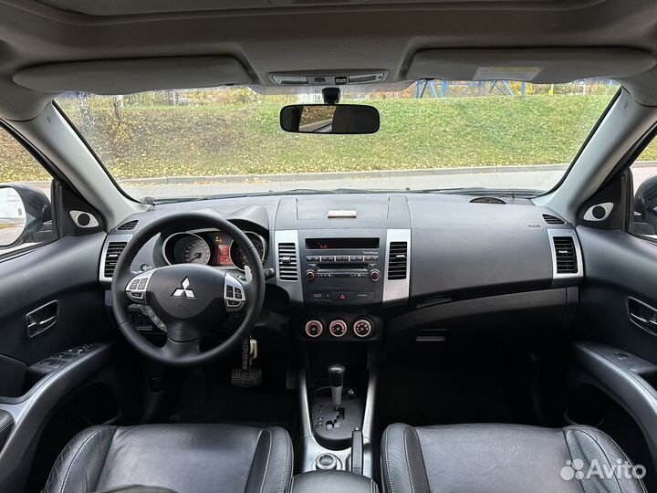 Mitsubishi Outlander 3.0 AT, 2007, 345 000 км