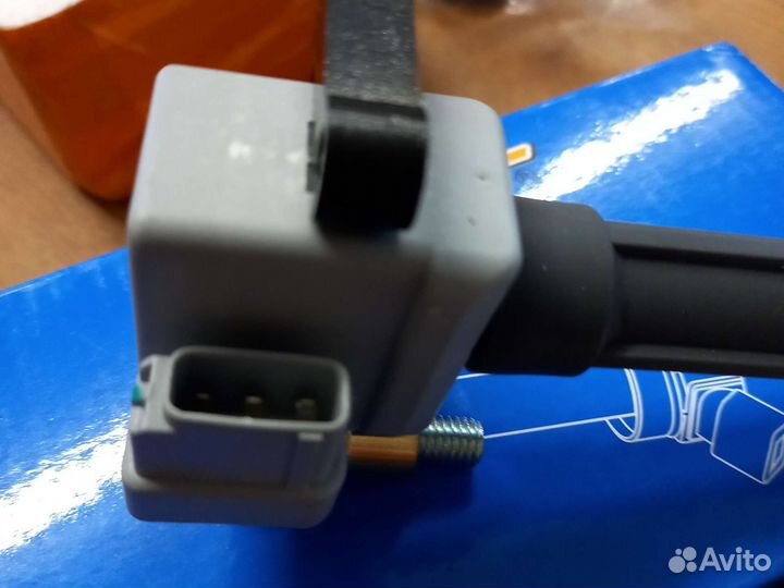 Катушка зажигания Subaru 22433AA480