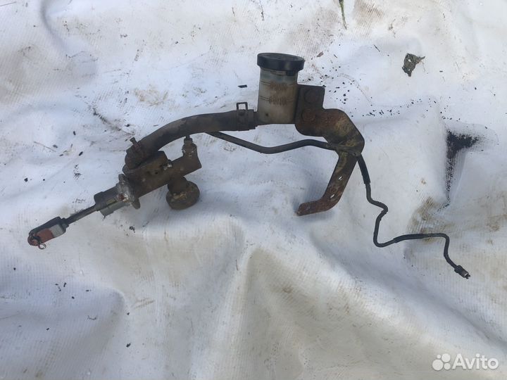 Главный цилиндр сцепления Альмера н16