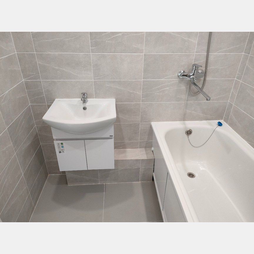 3-к. квартира, 89,8 м², 1/5 эт.