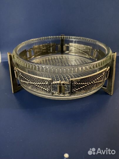 Ваза (конфетница) на ножках