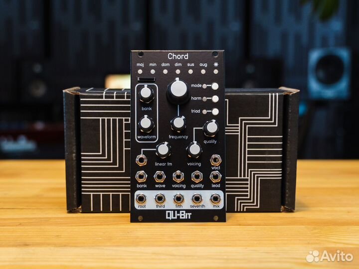 Qu-Bit Bloom eurorack модуль