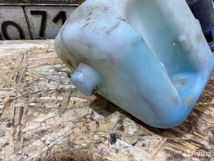 Бачок омывателя Ваз LADA Granta