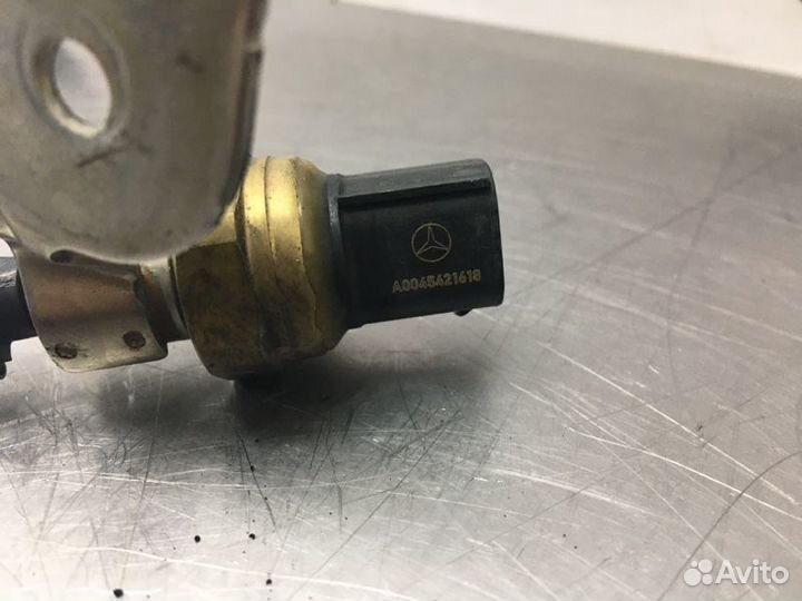 Датчик давления топлива Mercedes C-Class W204