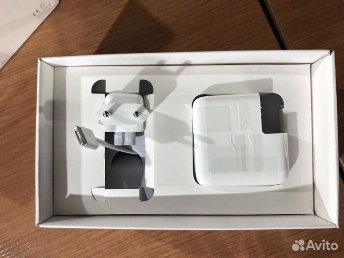 Зарядка для Макбука