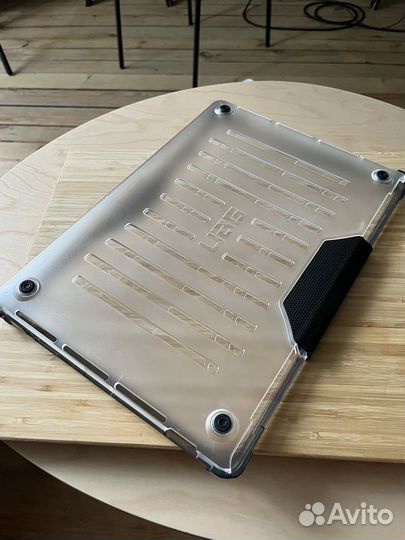 UAG Macbook Pro 16 (Intel)