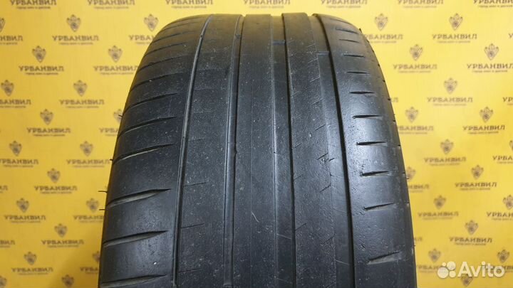 Michelin Pilot Sport 4 245/40 R18 93Y