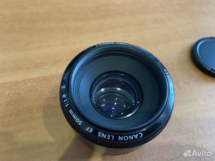 Объектив Canon EF 50mm f/1.8