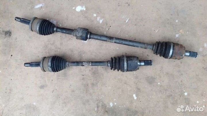 Привод Hyundai Solaris 2 левое 49500H5310