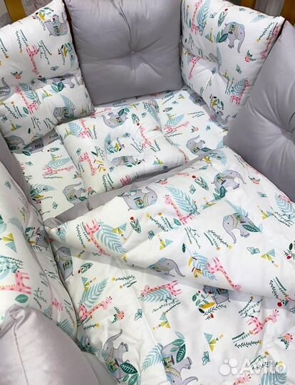 Набор в детскую кроватку