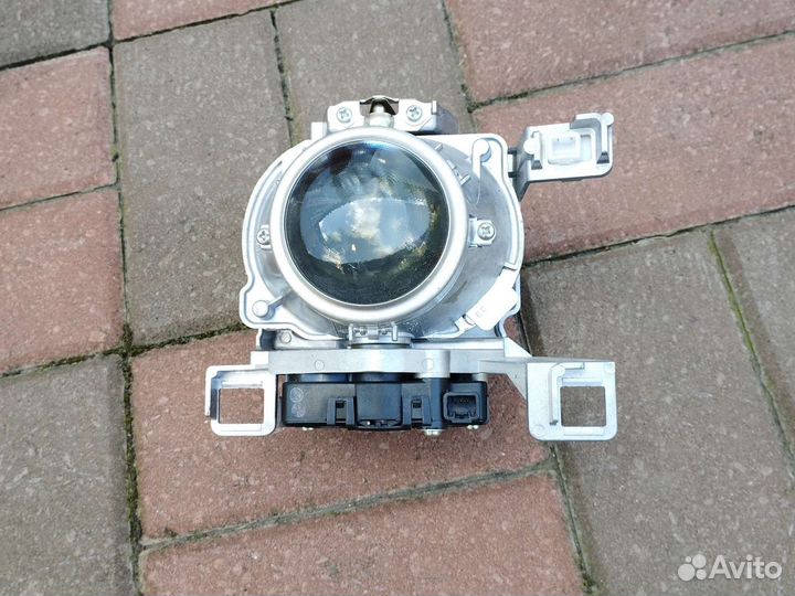 Линза Toyota Lexus