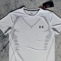 Эластичная футболка under armour