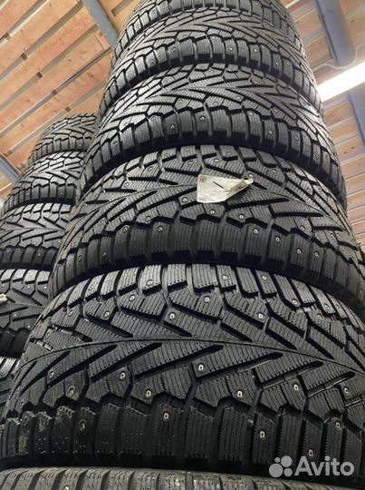 Pirelli Ice Zero 295/40 R20