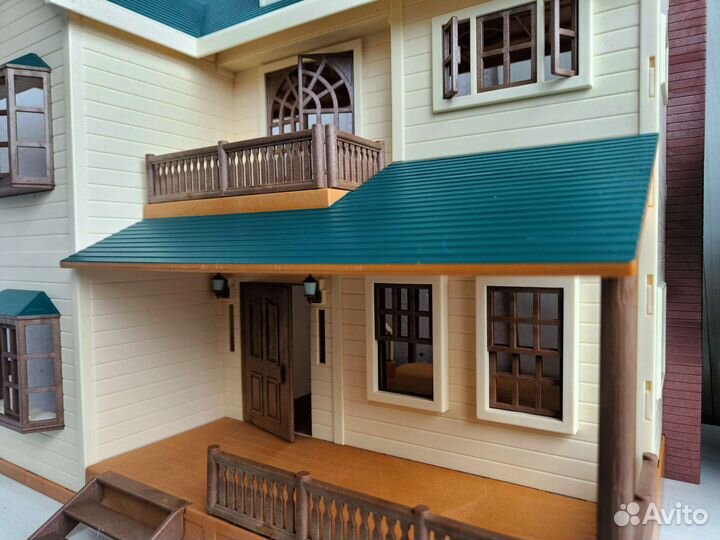 Sylvanian Families Дом с мансардой De Lux