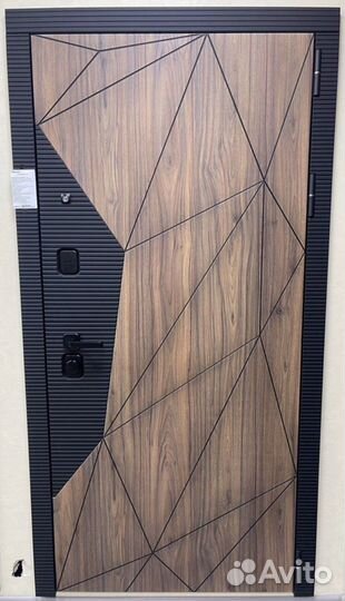 Дверь входная