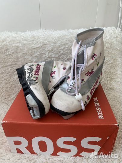 Беговые лыжи и ботинки nnn 32