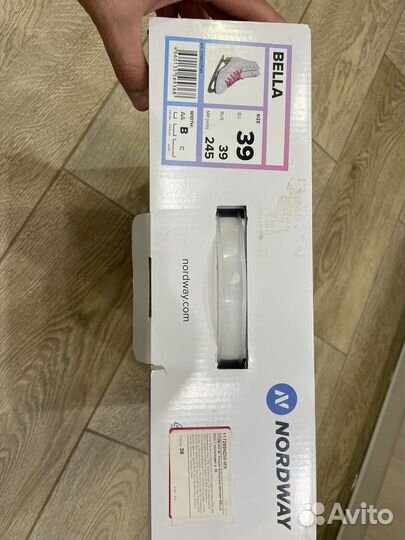 Коньки фигурные