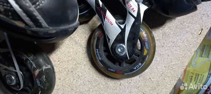 Роликовые коньки