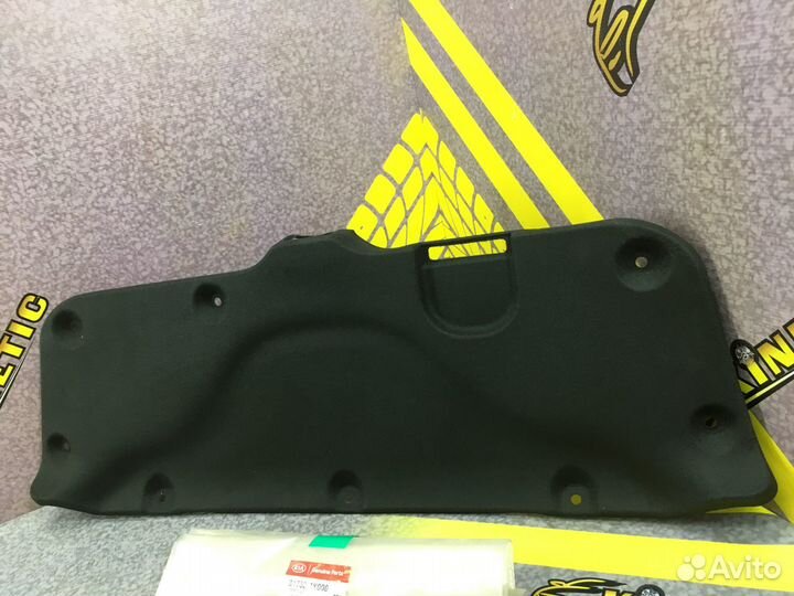 Обшивка крышки багажника Киа Рио 3 2011-2017