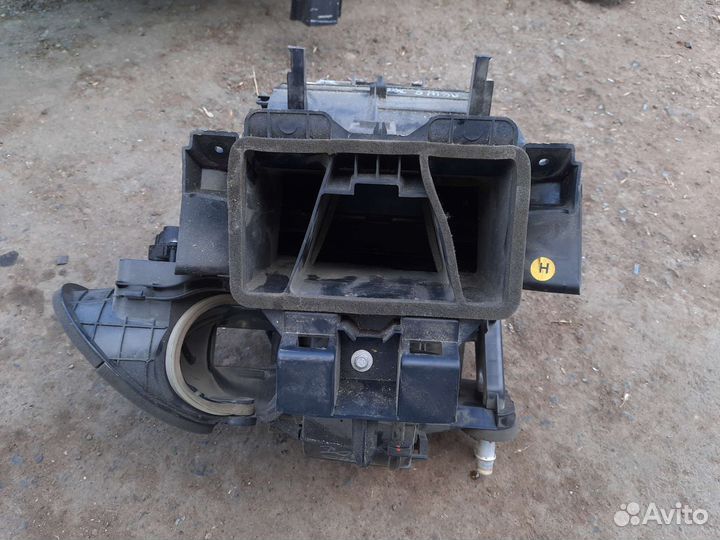 Корпус печки Peugeot 301 в сборе