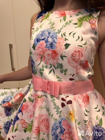 Платье праздничное нарядное, на рост 152, р.38