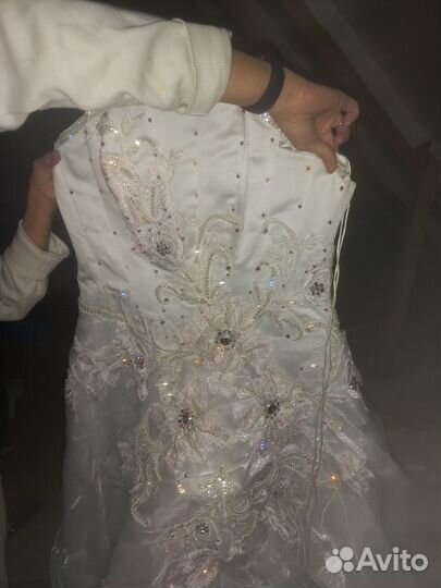 Свадебное платье