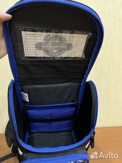 Рюкзак школьный в отличном состоянии