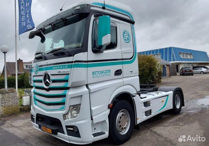 В разборке грузовик Mercedes,Actros mpiv с 2013