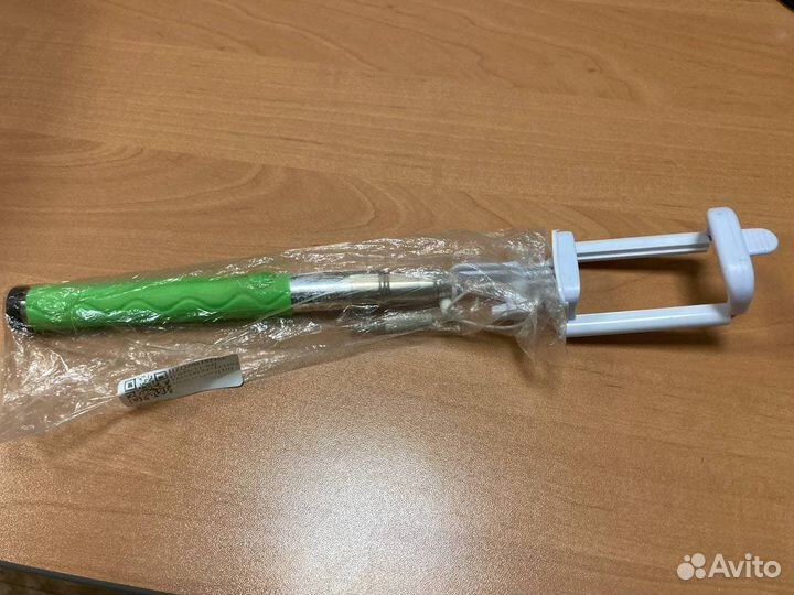 Монопод для селфи (бело-зеленый)