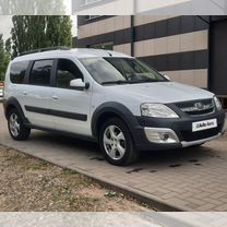 ВАЗ (LADA) Largus Cross 1.6 MT, 2018, 145 140 км