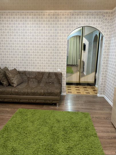 2-к. квартира, 60 м², 1/5 эт.