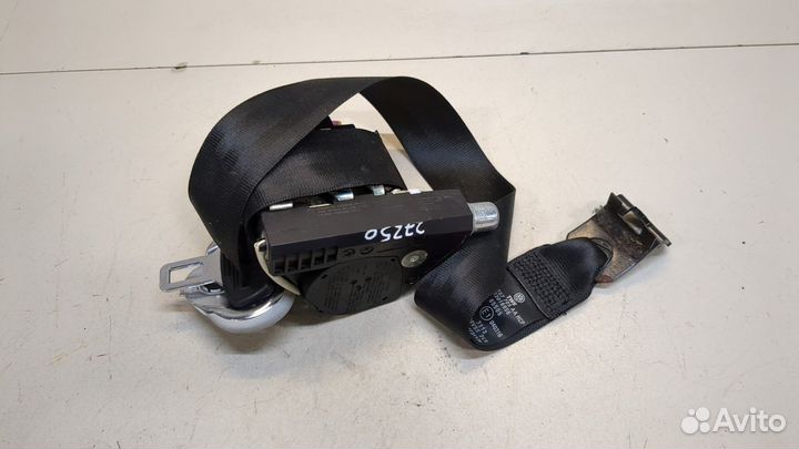 Ремень безопасности левый передний Volkswagen Golf 4