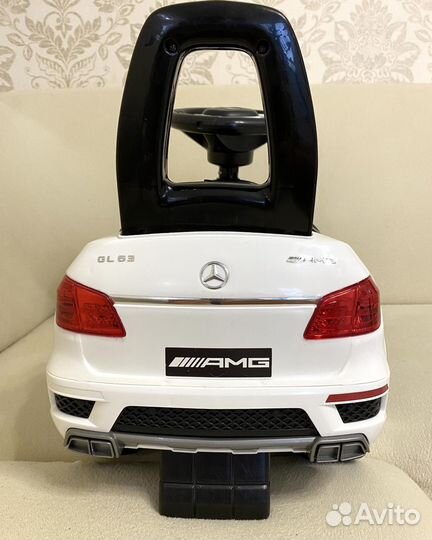 Машинка толокар River toys Mersedes-Benz GL 63