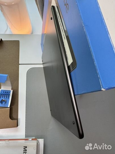 Amazon Kindle Scribe 16 GB + Basic Pen