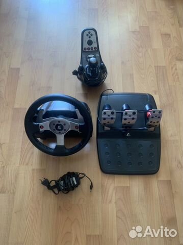 Игровой руль logitech g25 в хорошем состоянии