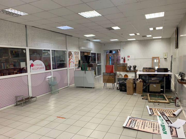 Торговая площадь, 65 м²